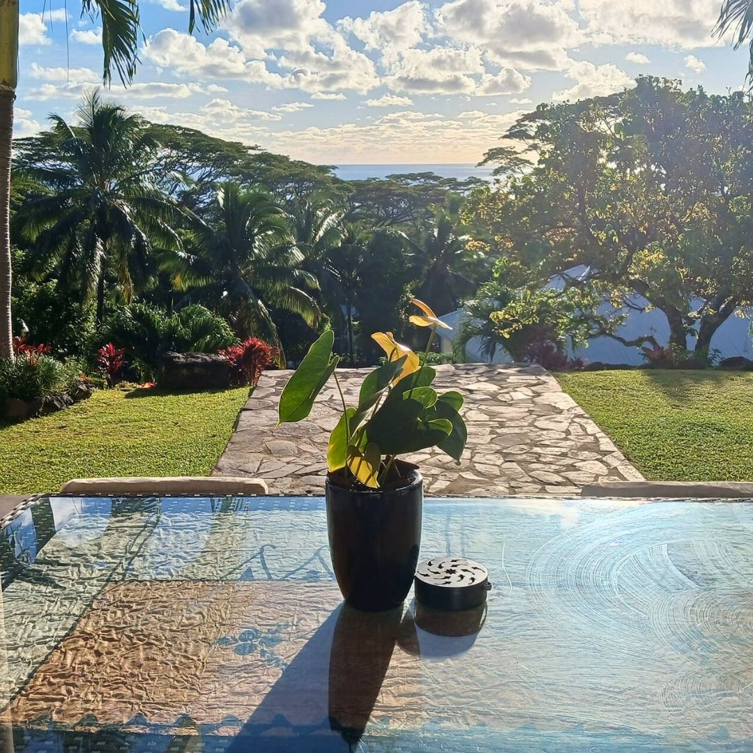 Iro Retreat lounge